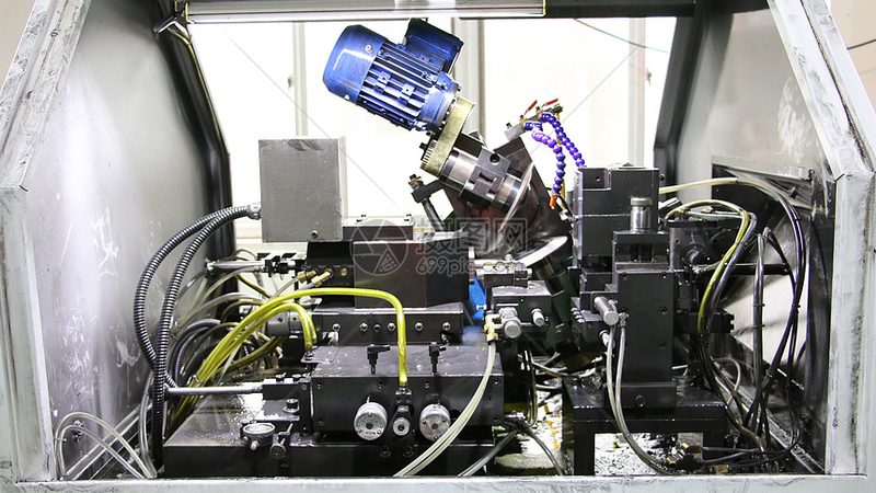 成都数控车床主轴参数：揭秘高精度加工的关键**