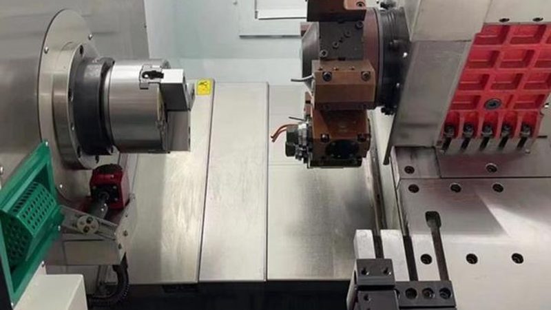 模具用立式加工中心：定制方案的关键考量**